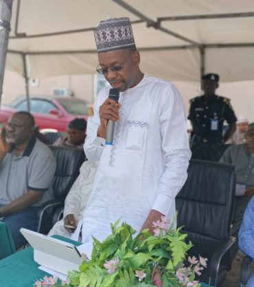 NIWA Acting Managing Director Assumes Office, Addresses Staff (2)